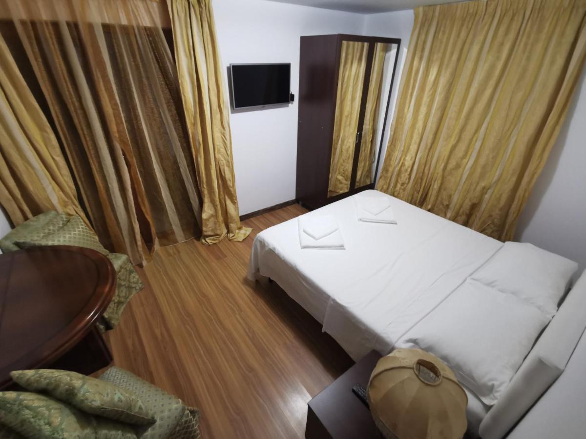 Vila Deal Sacele Ngoại thất bức ảnh
