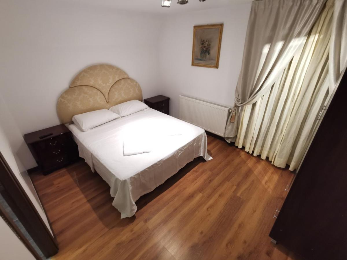 Vila Deal Sacele Ngoại thất bức ảnh
