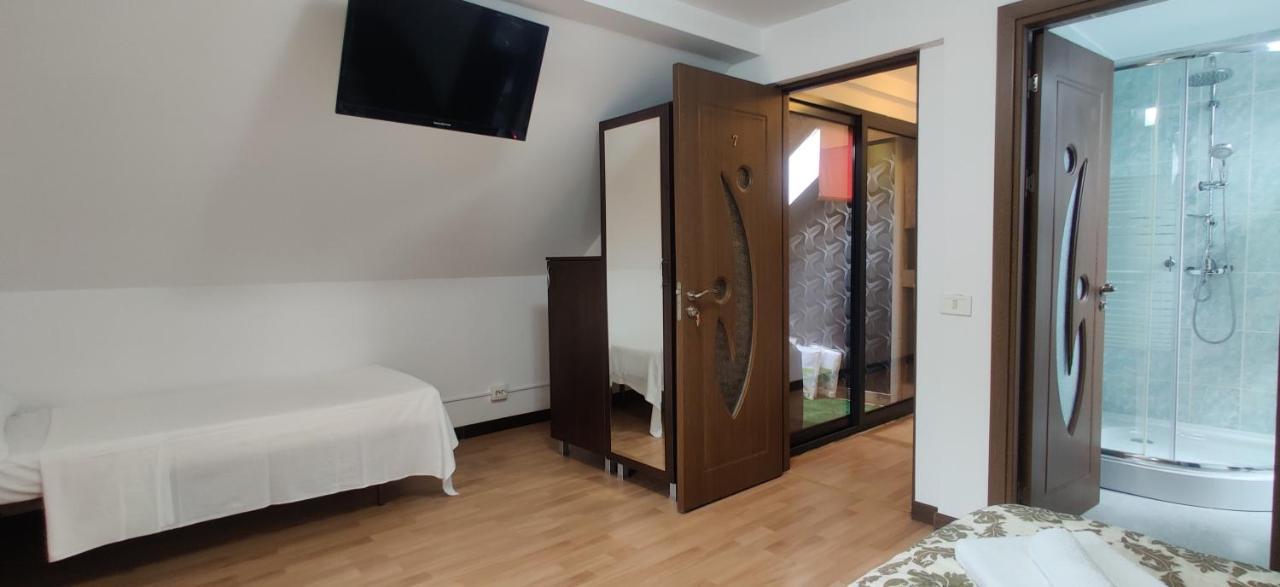 Vila Deal Sacele Ngoại thất bức ảnh